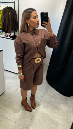 Bermuda Margot - Mocha Mousse na internet