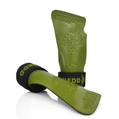 CALLERA PREMIUM MMEDD CYCLONE MILITARY GREEN - SIN MAGNESIO - AGARRE EXTREMO + MUÑEQUERAS DE REGALO - (copia) en internet