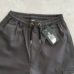 BERMUDA CARGO TNF GRIS - comprar online