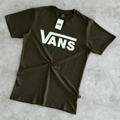REMERA VANS VERDE MILITAR - comprar online