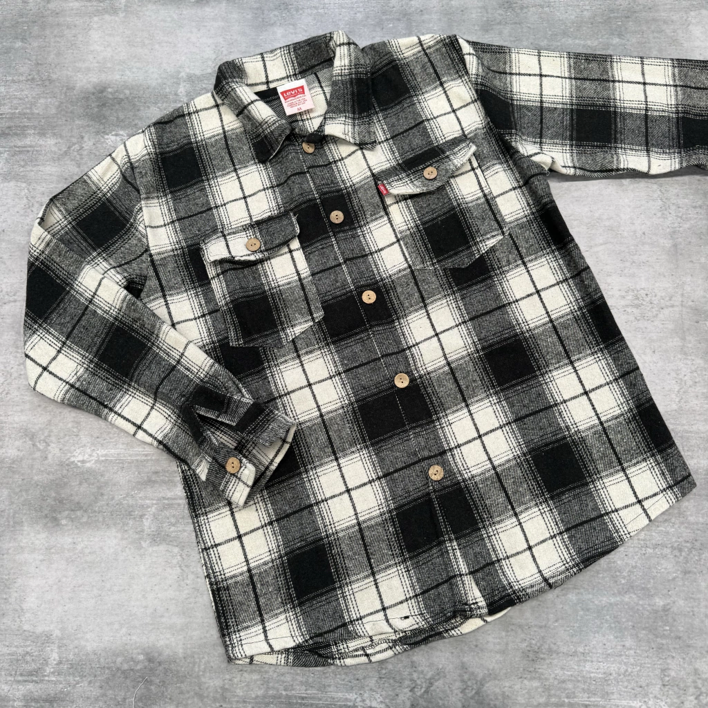 CAMISACO CUADRILLE LEVI’S NEGRO/BLANCO