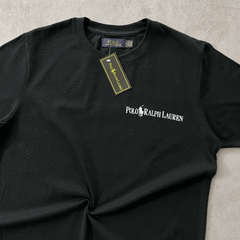REMERA POLO MINIMAL NEGRA - comprar online
