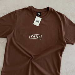 REMERA VANS BOX CHOCOLATE en internet