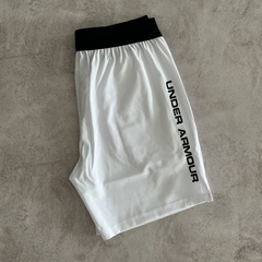 SHORT DE ENTRENAMIENTO UNDER BLANCO - tienda online