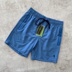 MALLA POLO BOLSILLO CON CIERRE CELESTE - tienda online