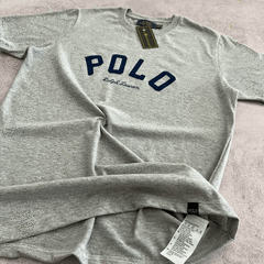REMERA POLO URBAN GRIS MELANGE - Elixir Indumentaria