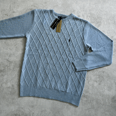 SWEATER TRAMADO ROMBO CELESTE - comprar online