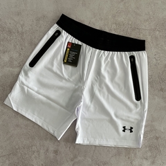 SHORT DE ENTRENAMIENTO UNDER BLANCO