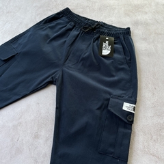 JOGGER CARGO TNF AZUL MARINO en internet