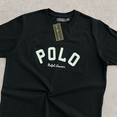 REMERA POLO URBAN NEGRA - comprar online