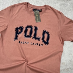 REMERA POLO ROSA VIEJO ESTAMPA - comprar online