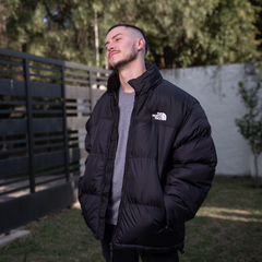 JACKET TNF NEGRA en internet