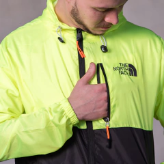 ROMPEVIENTOS TNF NEGRO Y FLÚOR - Elixir Indumentaria
