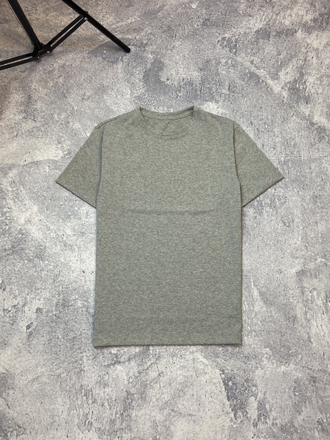CAMISETA BÁSICA PADRÃO ZARA
