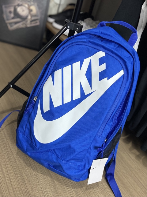 MOCHILA NIKE FUTURA 25L