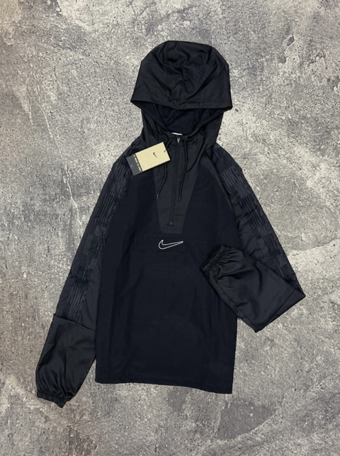 JAQUETA NIKE REPEL SWOOSH - comprar online