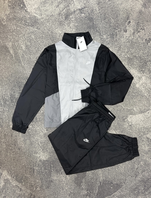 CONJUNTO NIKE CLUB WOVEN - comprar online