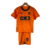 kit-infantil-valencia-iii-puma-23-24-laranja-com-detalhes-em-azul