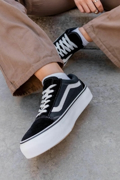 Imagen de Vans Old Skool con plataforma