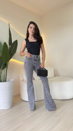 Calça Flare - Consciência Jeans na internet