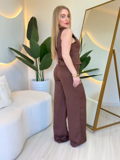 Conjunto Colete Malu na internet