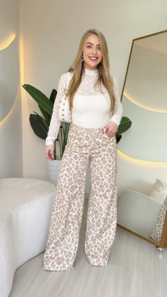 Blusa Renda Arabesco na internet