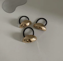 Pompom de Cabelo Metal Bold na internet