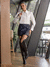 Shorts saia Isis couro eco