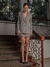 Imagem do Shorts saia Brenda alfaiataria risca de giz