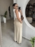 Calça Pantalona Leona Plus - Bege - comprar online
