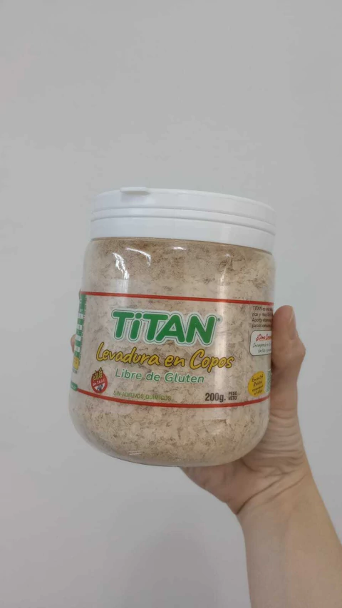 Levadura nutricional en copos x 200g - TITAN