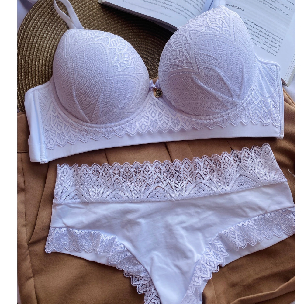 CONJUNTO BASE ESPUMADA E RENDA REFORÇADO