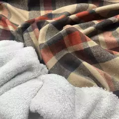 PAÑO CUADRILLE CON PIEL BEIGE-ROJO