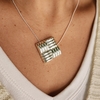 COLLAR CUADRADO