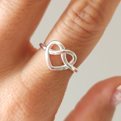 ANILLO CORAZON ENTRELAZADO