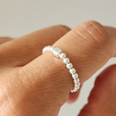 ANILLO BOLITAS GRUESO SHEILA en internet