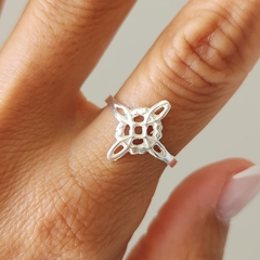 ANILLO NUDO DE BRUJA