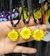Colar de girassol amarelo