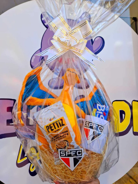 Cesta Para Presente - Charizard 30cm (produto somente com retirada na loja)