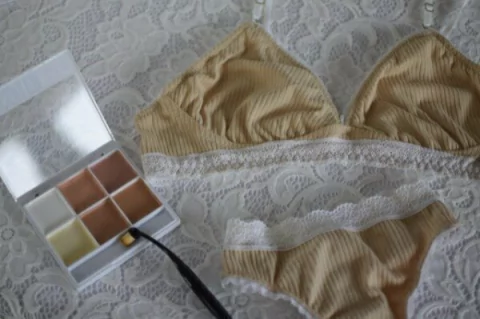 Conjunto Triángulo con Colaless Confort - Bossuet Lingerie