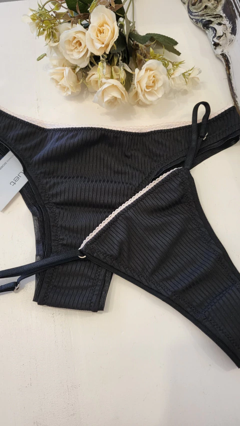 Bombacha Tiritas regulable Pimienta