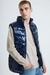 GLOSSY VEST PUFFER - comprar online