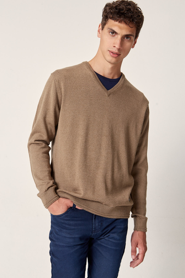 Sweater London thumbnail 2