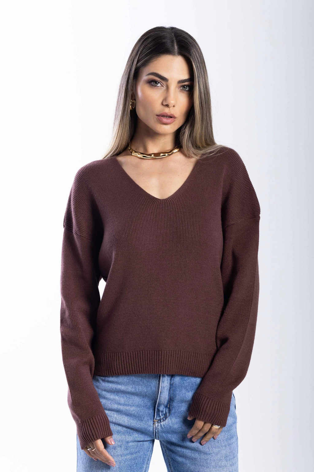 Blusa de Tricô Ampla Decote V Marrom Cravo