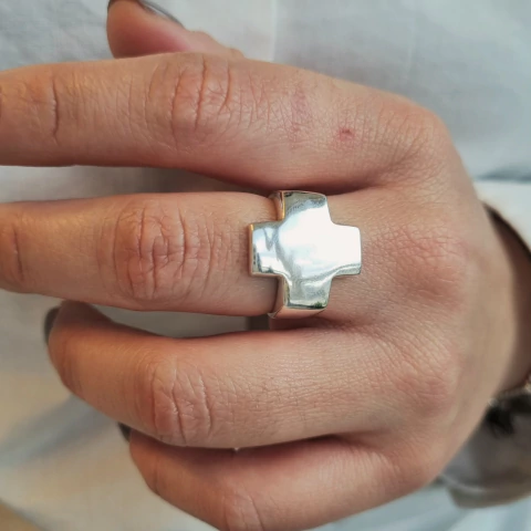 ANILLO CRUZ DEL EQUILIBRIO LISO - comprar online