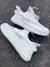 Yeezy Boost - Love Tênis