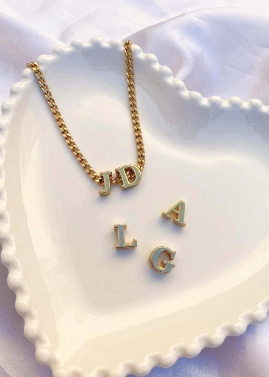 LETRAS DOURADAS