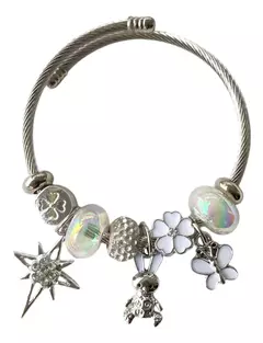 Pulsera Brazalete Brillante Con Detalles 6cm De Diámetro Xu - comprar online