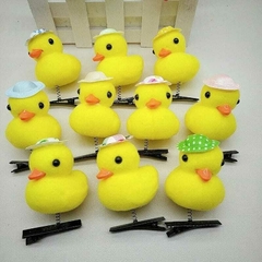 Imagen de Hebilla Broche Patito Con Accesorio x12 Surtido