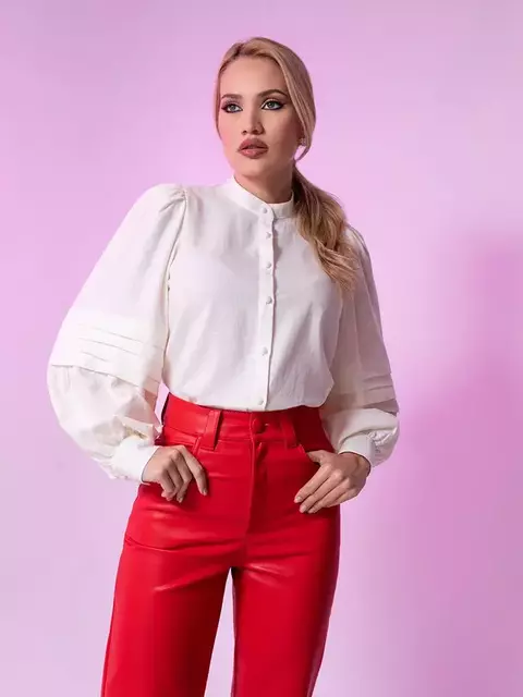 Camisa Bya Off Com Pregas Na Manga Amb